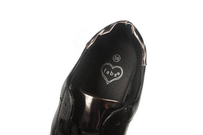 Women's sneakers Fabs D470313. 802 black size 36-41