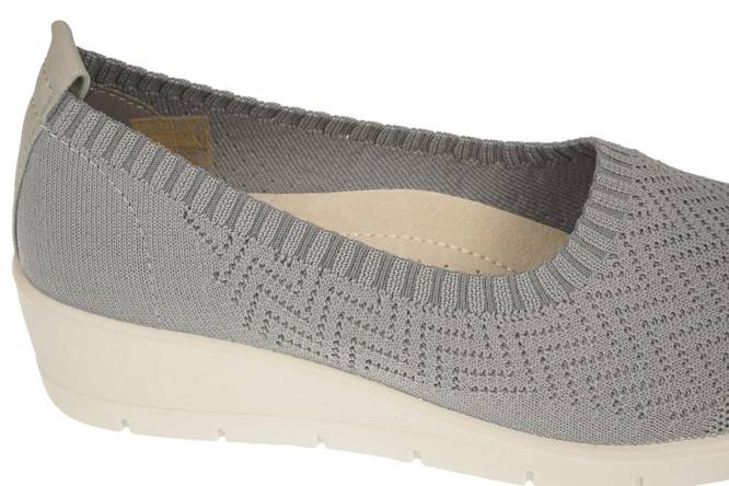 Women's trainers LinShi DA5749GY grey size 36-41