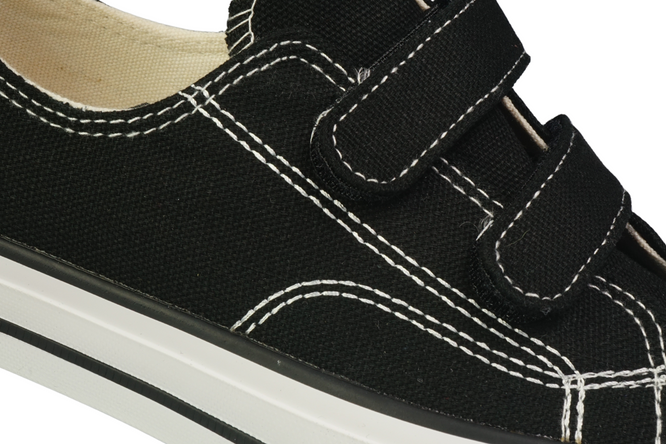 Children's sneakers Apawwa CRC16BL black, size 32-37