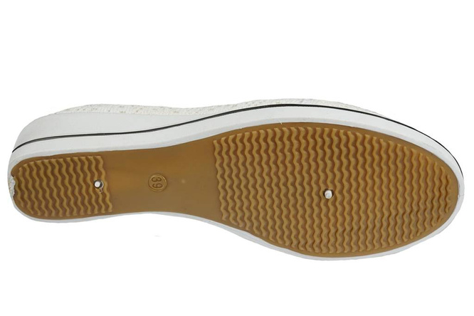 Women's Bella Paris DCB930-D-9WH white sneakers, size 39-43