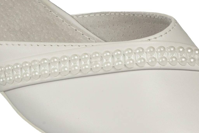 Girls' shoes American Club CKOM-41 white, size 33-38