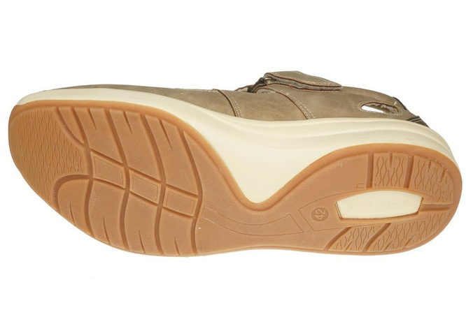 Men’s sandals Go Well MC70082-522TA beige size 41-46