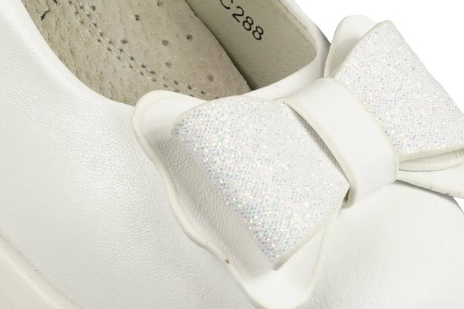 Girls' shoes Apawwa BMC288WH white size 25-30