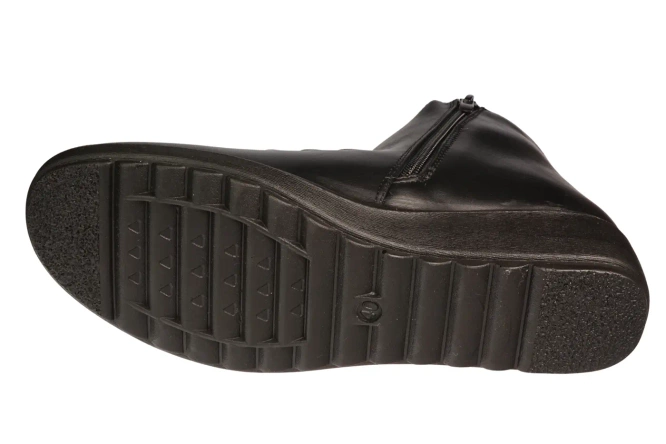 Women’s winter boots Feisal DCK225-01BL black sizes 37–42