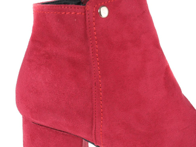 Transitional women's shoes Goodin DBM-102RE red, size 36-40