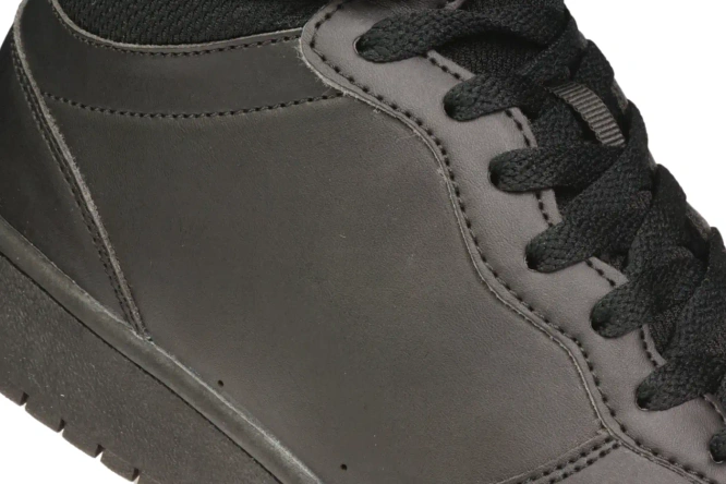 Transitional youth footwear American Club DES-102 black and white size 36-41