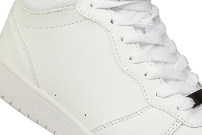 Transitional youth footwear American Club DES-102 black and white size 36-41