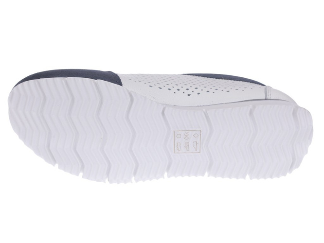 Women's sports shoes  Goodin DGD-FT-51WHNA white and navy size 36-41