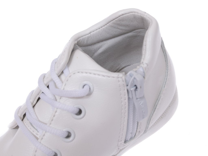 Children's shoes Apawwa AHQ18WH white, size 19-24