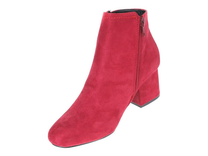 Transitional women's shoes Goodin DBM-102RE red, size 36-40