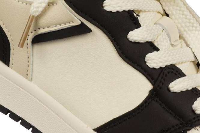 Buty sportowe dziecięce Apawwa CTC825BLBE czarno-białe rozm.32-37