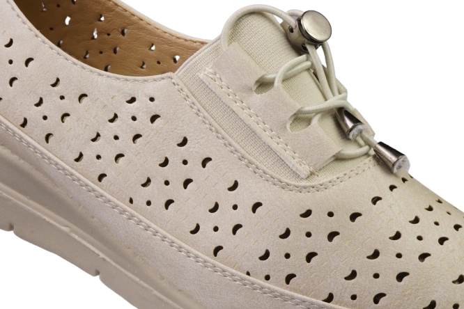 Women's Slip-On Shoes Meideli D8612-4 – Beige, Sizes 36–42